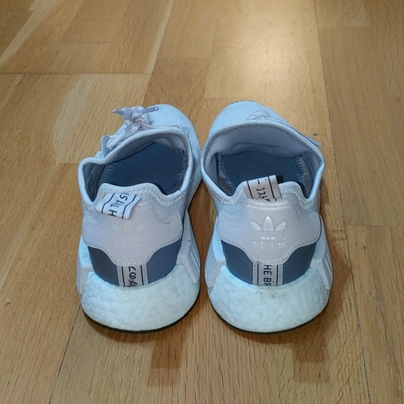 Adidas NMD_R1 Shoes - Picture 3 of 6